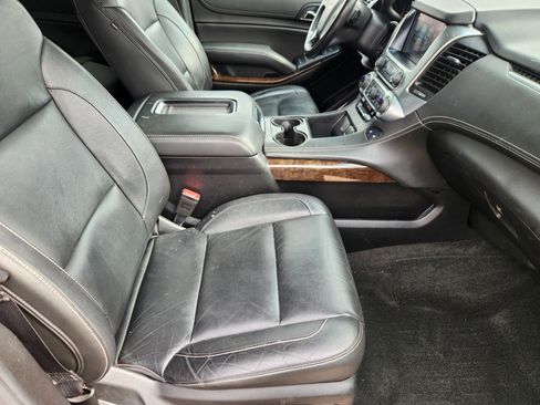 Used 2018 Chevrolet Tahoe LT image 14