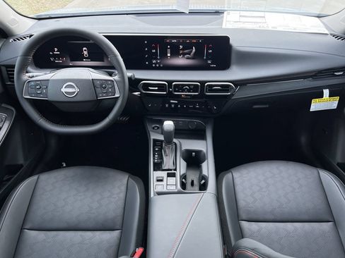 New 2026 Nissan Sentra SR w/ SR Premium Package FWD image 8
