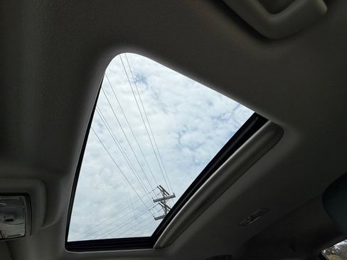 Used 2024 Toyota 4Runner TRD Off-Road Premium image 38