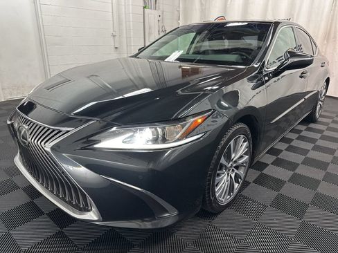 Used 2020 Lexus ES 350 w/ Premium Package FWD image 4