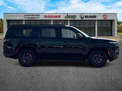 New 2026 Jeep Grand Wagoneer Limited AWD/4WD image 3