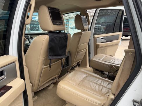 Used 2012 Ford Expedition XLT RWD image 13