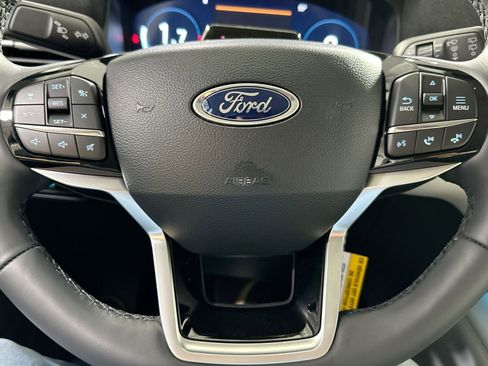 New 2026 Ford Explorer Platinum w/ LUX Leather Package image 19