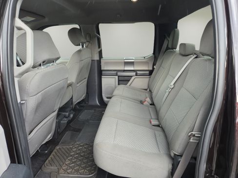 Used 2018 Ford F150 XLT w/ Equipment Group 301A Mid RWD image 12