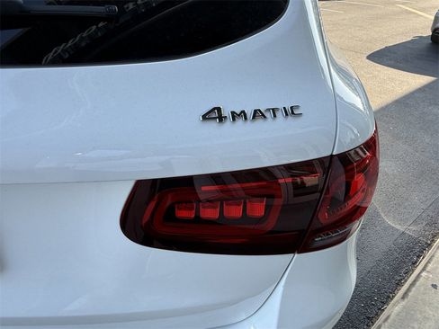 Certified 2022 Mercedes-Benz GLC 300 4MATIC image 39