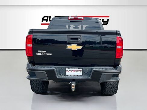 Used 2016 Chevrolet Colorado Z71 AWD/4WD image 6