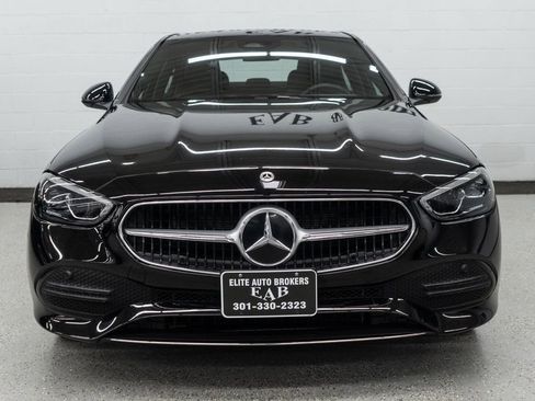 Used 2025 Mercedes-Benz C 300 4MATIC Sedan image 3