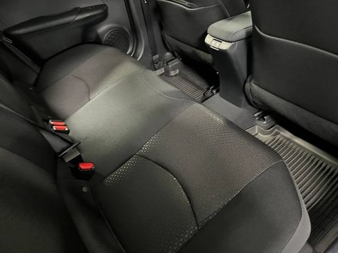 Certified 2022 Toyota Prius LE FWD image 18