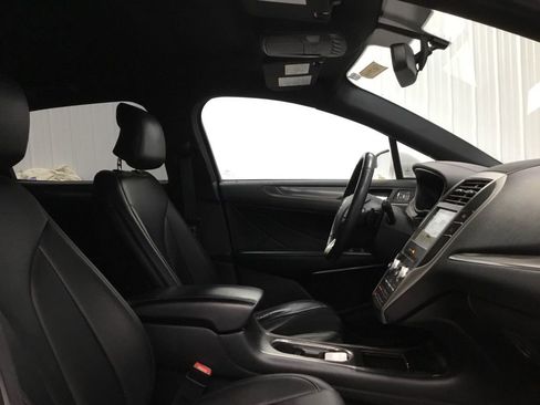 Used 2018 Lincoln MKC Premiere image 23