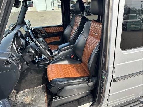 Used 2017 Mercedes-Benz G 63 AMG 4MATIC image 2