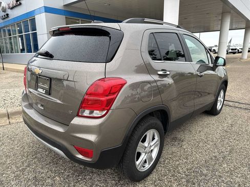 Certified 2020 Chevrolet Trax LT w/ LT Convenience Package FWD image 27