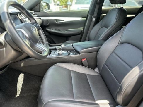 Used 2021 INFINITI QX50 Luxe w/ Appearance Package image 13