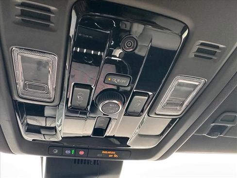 New 2026 GMC Yukon Elevation image 33