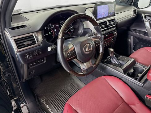 Certified 2023 Lexus GX 460 Premium w/ Premium Package AWD/4WD image 9