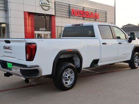 Used 2025 GMC Sierra 2500 Pro w/ 1SA Pro Safety Plus Package AWD/4WD image 7
