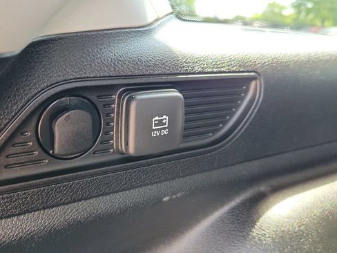 Used 2022 Jeep Grand Cherokee Laredo w/ Luxury Tech Group I AWD/4WD image 37