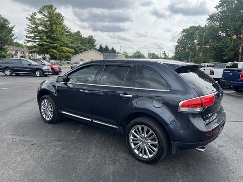 Used 2013 Lincoln MKX AWD image 15