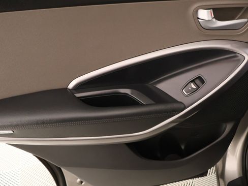 Used 2015 Hyundai Santa Fe Sport w/ Option Group 02 FWD image 15