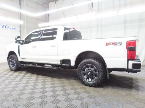 Used 2024 Ford F250 Lariat w/ Sport Appearance Package AWD/4WD image 6