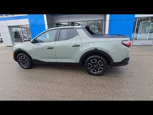 Used 2023 Hyundai Santa Cruz SEL w/ Activity Package image 6