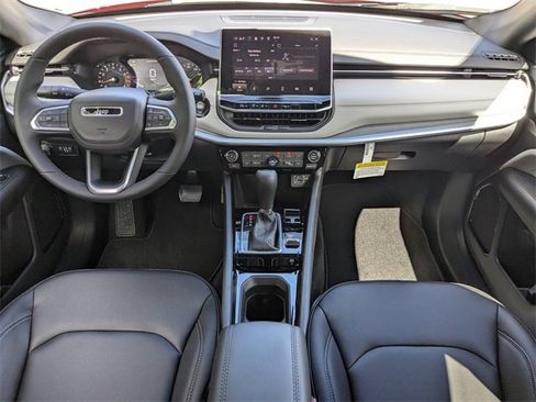 New 2026 Jeep Compass Limited image 15