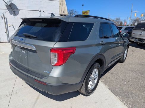 Used 2020 Ford Explorer XLT w/ Comfort Package AWD/4WD image 7