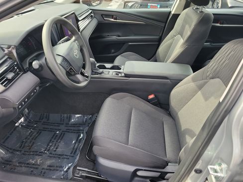 Used 2026 Toyota Camry LE image 10