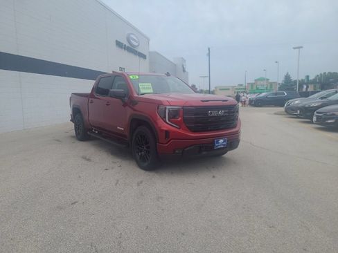 Used 2023 GMC Sierra 1500 Elevation AWD/4WD image 9