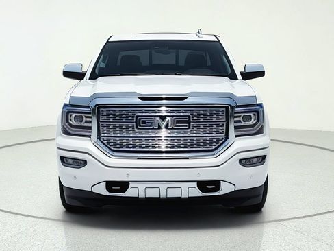 Used 2018 GMC Sierra 1500 Denali w/ Denali Ultimate Package AWD/4WD image 2