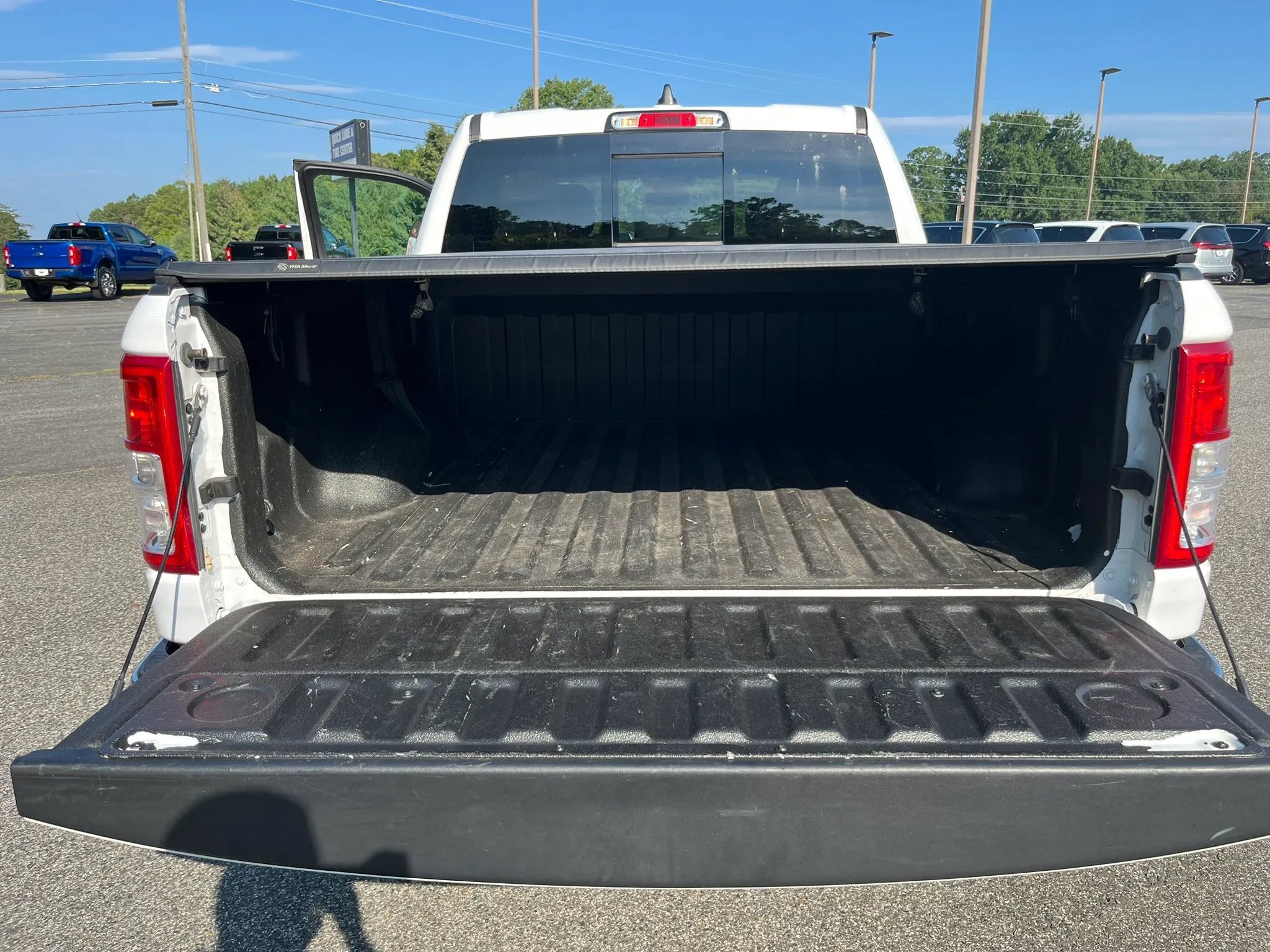 Used 2020 RAM 1500 Big Horn AWD/4WD image 47