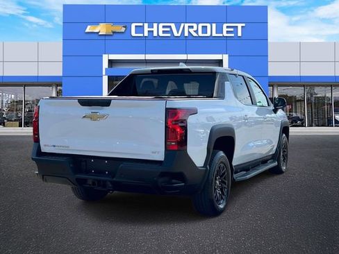 Certified 2024 Chevrolet Silverado EV W/T AWD/4WD image 6