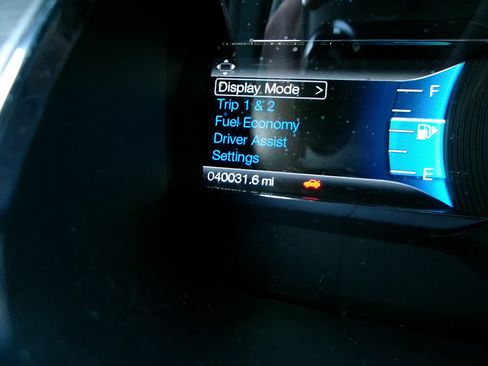 Used 2018 Ford Taurus SEL w/ Equipment Group 201A FWD image 30