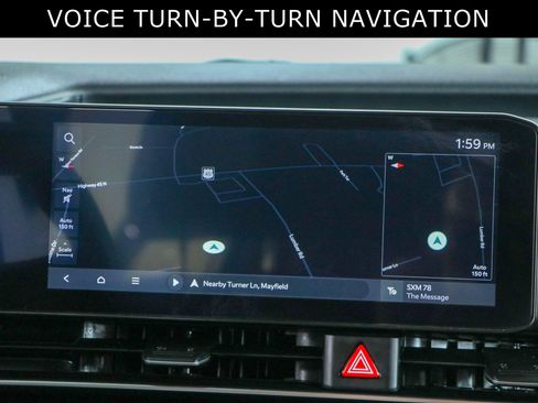 Used 2025 Kia Carnival FWD image 18