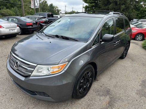 Used 2012 Honda Odyssey LX image 2