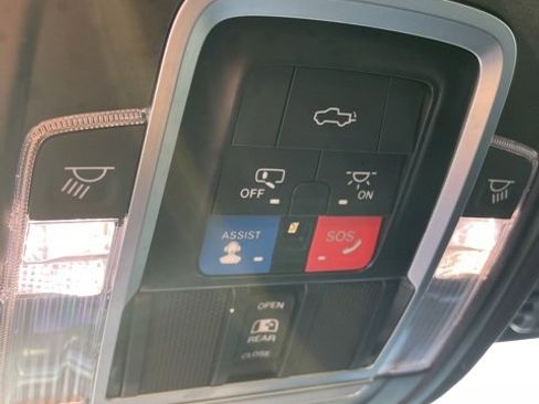 Used 2024 RAM 1500 Laramie image 41