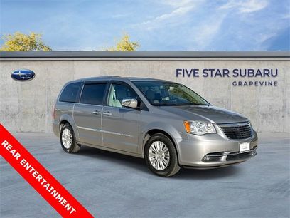 Used 2014 Chrysler Town & Country Limited w/ Luxury Group