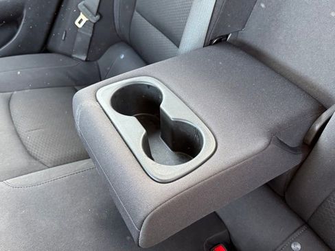 Used 2023 Chevrolet Malibu LT FWD image 28