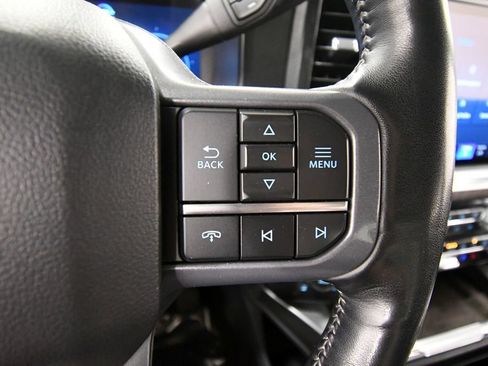 Used 2023 Ford F250 Lariat w/ Black Appearance Package AWD/4WD image 21