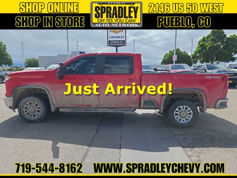 Used 2024 Chevrolet Silverado 2500 LT w/ Convenience Package AWD/4WD image 1