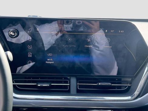 Used 2025 Chevrolet Trax ACTIV w/ Driver Confidence Package image 11