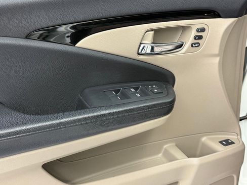 Used 2016 Honda Pilot Elite image 14