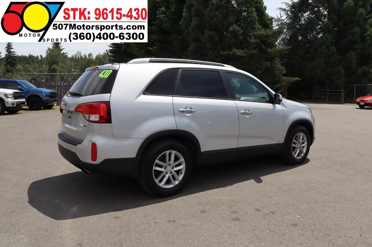 Used 2015 Kia Sorento LX AWD/4WD image 7