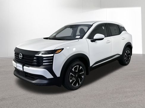 New 2025 Nissan Kicks SV image 1