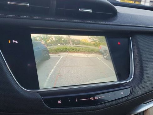 Used 2018 Cadillac XT5 Luxury w/ Driver Awareness Package image 21