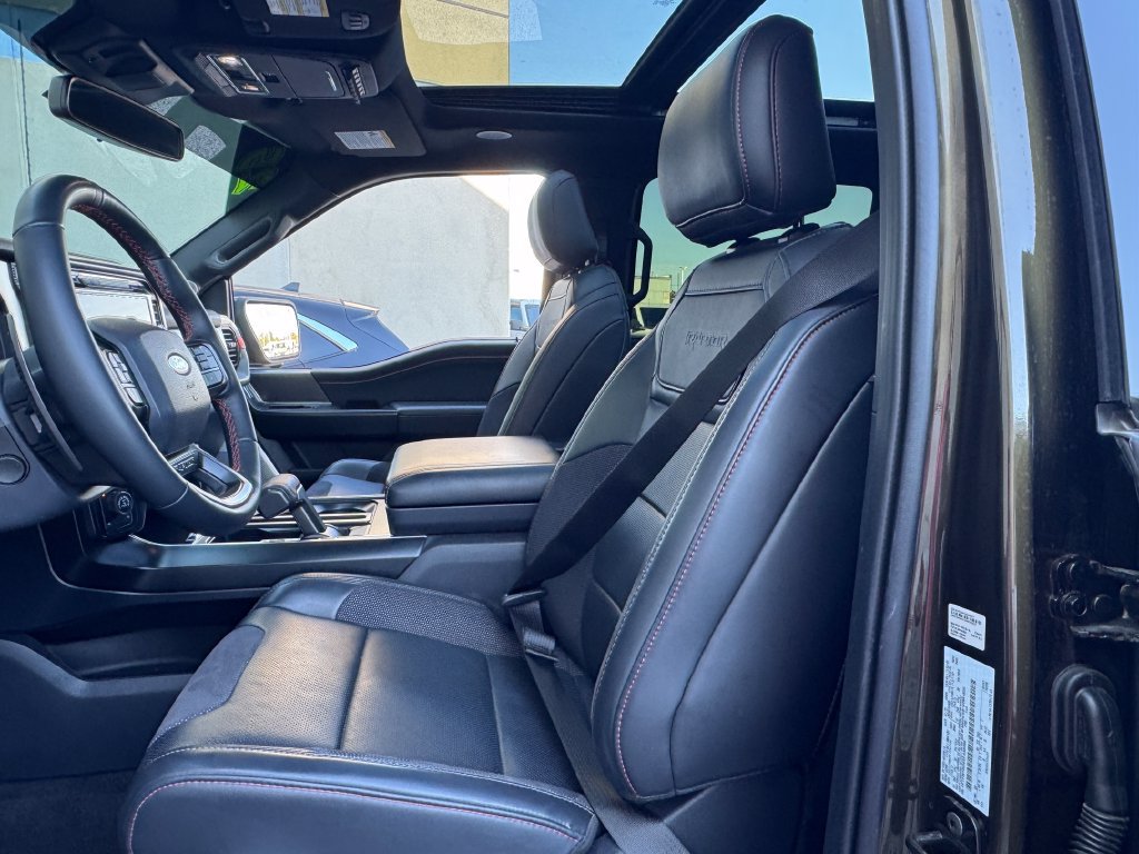 Used 2025 Ford F150 Raptor AWD/4WD image 19
