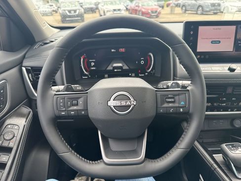 New 2026 Nissan Rogue Platinum w/ Platinum Premium Package AWD/4WD image 17