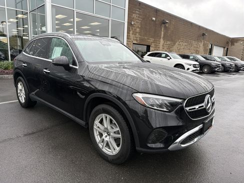 Certified 2023 Mercedes-Benz GLC 300 4MATIC image 2
