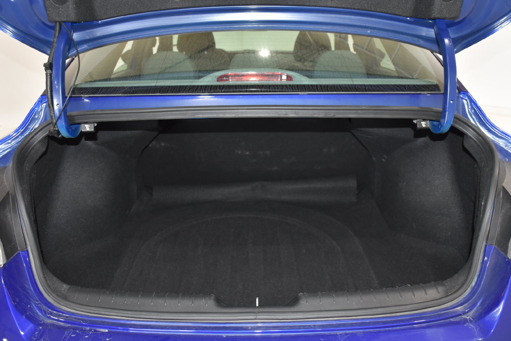 Used 2024 Hyundai Elantra SEL FWD image 28