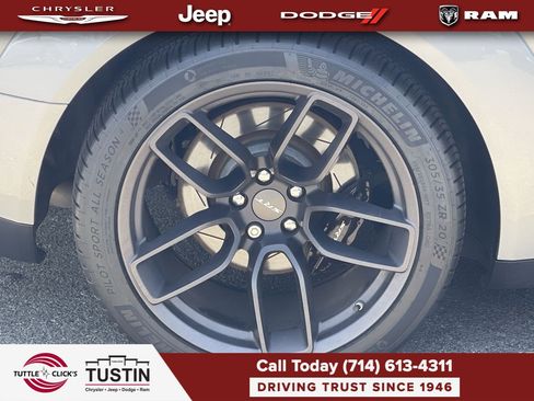 Used 2019 Dodge Challenger SRT Hellcat Redeye RWD image 11