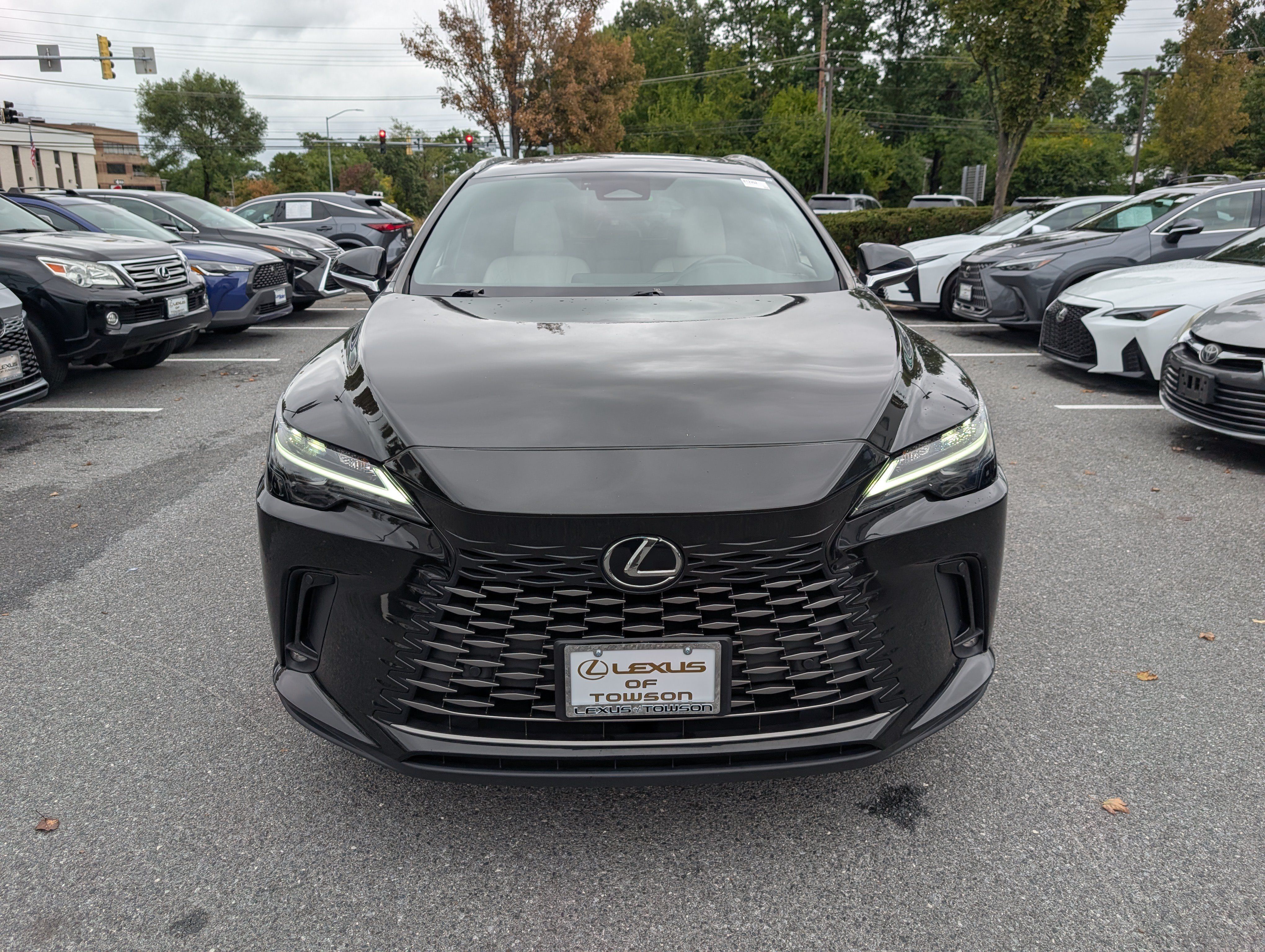 Used 2023 Lexus RX 350 Premium w/ Accessory Package AWD/4WD image 8